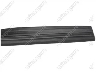 Уплотнитель стекла двери Chevrolet Cruze 2009-2016 J305