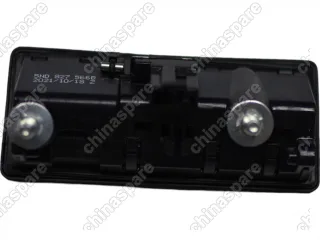 Кнопка замка двери багажника Volkswagen Tiguan 2007-2011 / Golf V 2004-2009