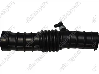 Патрубок воздушного фильтра Nissan Juke 1,6