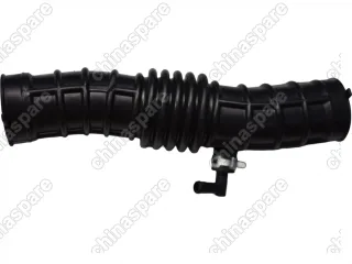 Патрубок воздушного фильтра Nissan Juke 1,6