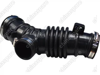 Патрубок воздушный Nissan Bluebird Sylphy QG10, QG18DE