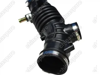 Патрубок воздушный Nissan Bluebird Sylphy QG10, QG18DE