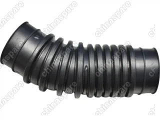 Патрубок воздушный Toyota Hilux, LN108, LN112, LN130 2LT, 2LTE