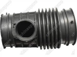 Патрубок воздушный Infiniti QX56/QX80, Z62 Nissan Armada/Patrol, Y62 VK56VD