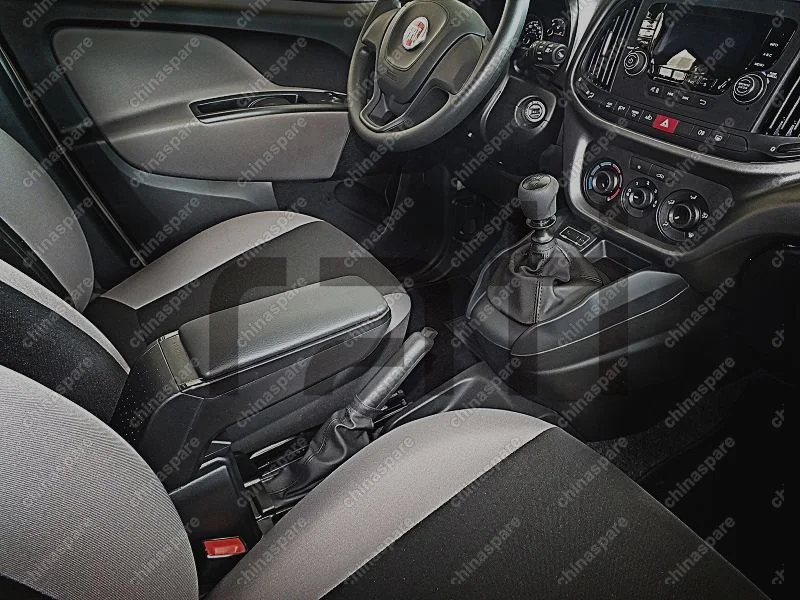 V00902 Подлокотник ARMSTER S BLACK FIAT DOBLO 2015- For passenger cars only