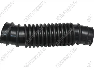 Патрубок воздушный Mitusbishi Delica P05V, P15V, P15W, P25V, P45V / L300 P05V, P05W, P15V, P15W 4D56