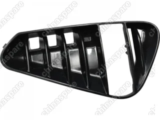 Рамка противотуманной фары правая SAT Geely Coolray