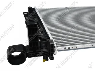 Радиатор охлаждения двигателя Geely Tugella
