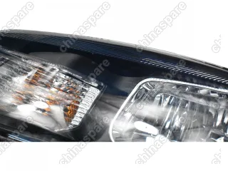 Фара головного света левая FAW V5 (уценка)