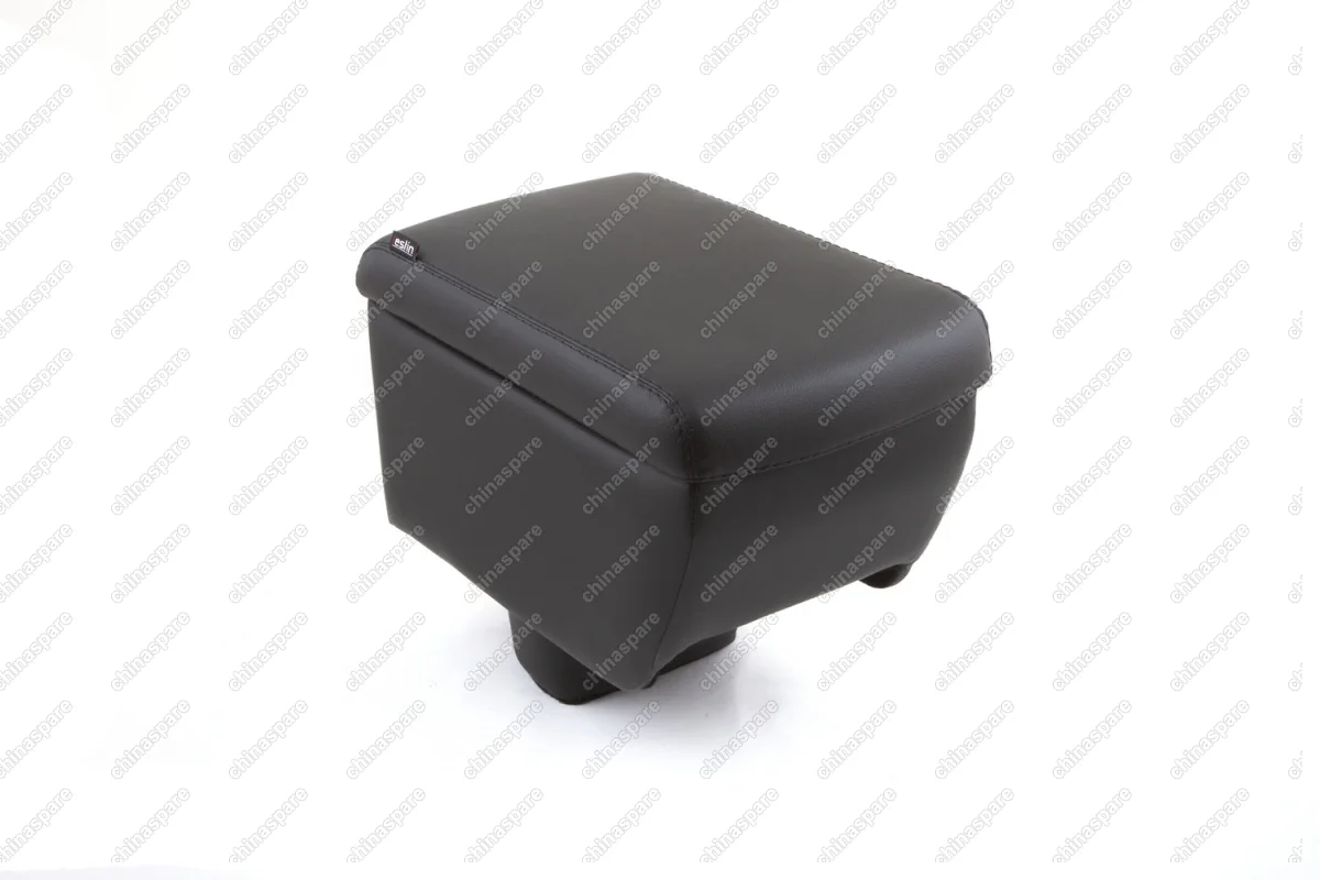 REST789019 Автоподлокотник RESTIN для NISSAN JUKE, 2010-, черный, экокожа