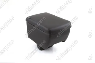 REST789019 Автоподлокотник RESTIN для NISSAN JUKE, 2010-, черный, экокожа