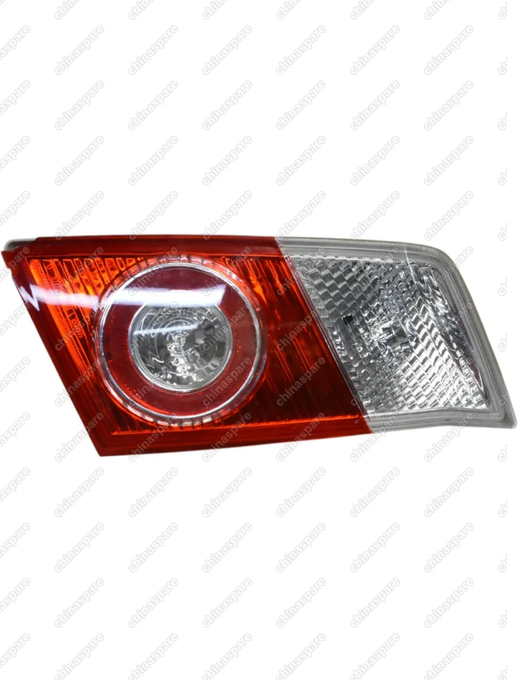 Фонарь задний правый на багажник Lifan Breez