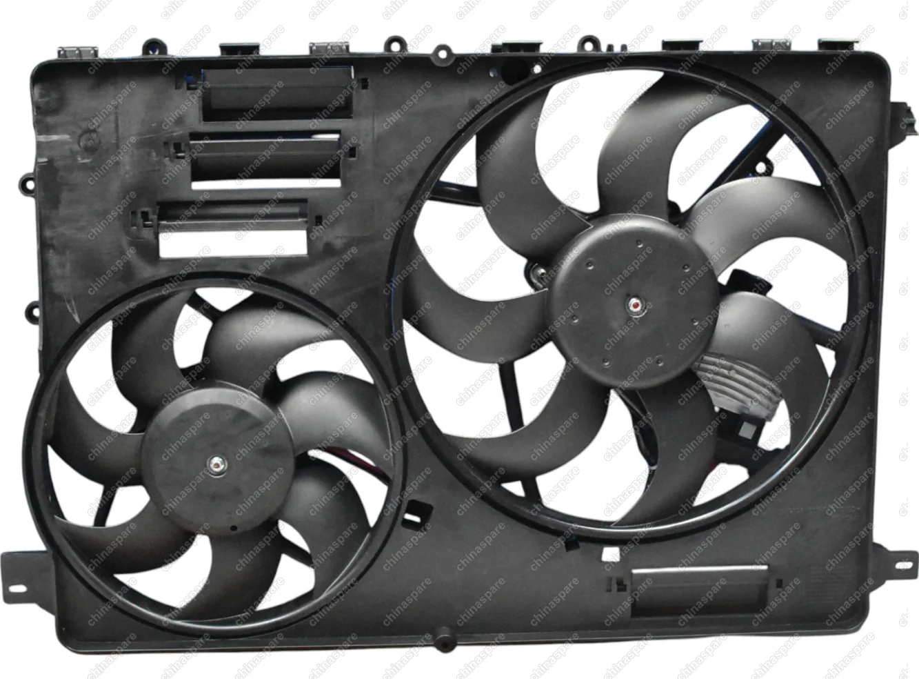 Электровентилятор охлаждения двигателя Land Rover Freelander 2 / Land Rover Range Rover Evoque (уценка)