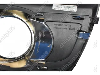 Накладка противотуманной фары правая Great Wall Hover M4