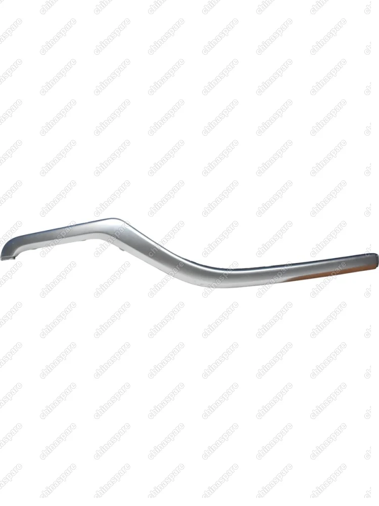 Молдинг переднего бампера левый Geely Atlas (уценка)