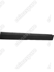 Накладка декоративная двери передней нижняя правая Haval H6