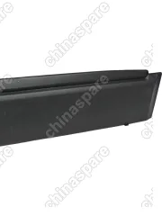 Накладка декоративная двери передней нижняя правая Haval H6