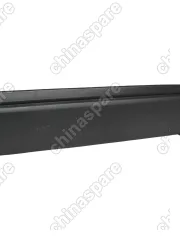 Накладка декоративная двери передней нижняя правая Haval H6