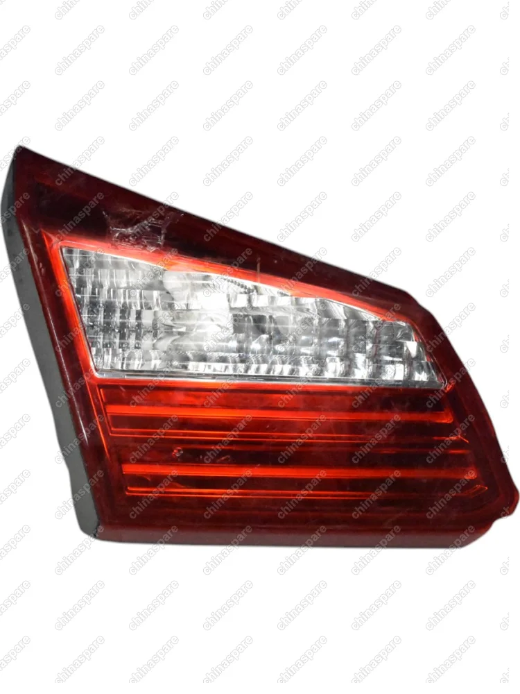 Фонарь задний внутренний левый Chery Tiggo (уценка)