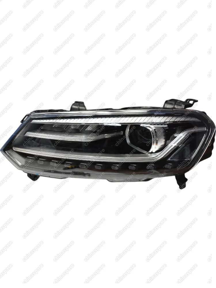 Фара головного света правая галогеновая Zotye T600 Coupa