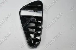 Накладка противотуманной фары передняя левая Geely Coolray (уценка)