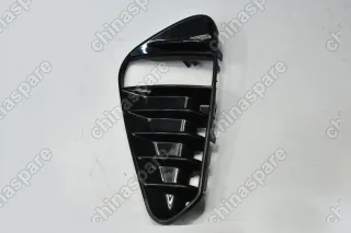 Накладка противотуманной фары передняя левая Geely Coolray (уценка)