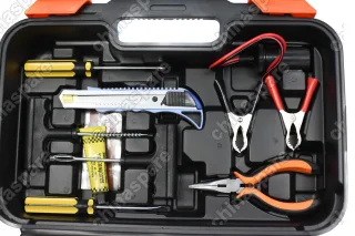 Компрессор подкачки колес автомобильный двухпоршневой X5 «Airline» с комплектом инструмента (отвертки, ремкомплект бескамерных шин, нож, плоcкогубцы)