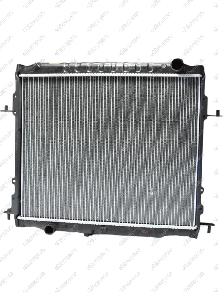 Радиатор охлаждения Foton Sauvana (уценка)