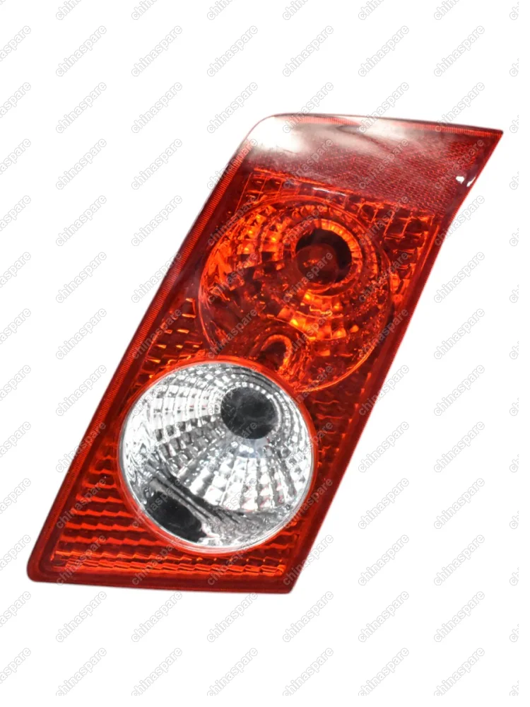 Фонарь задний правый (на крышке багажника) Lifan Breez 2006-2008 (уценка)