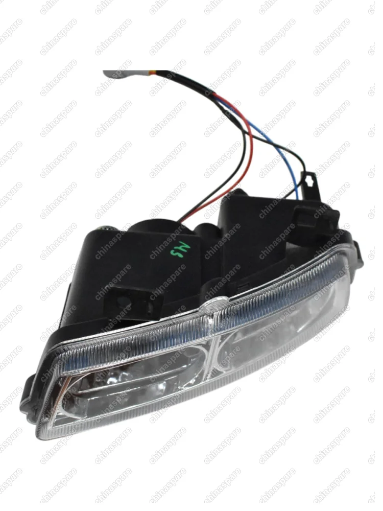 Фара противотуманная левая Geely Emgrand (уценка)