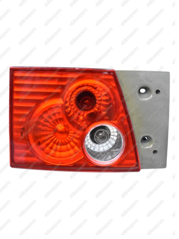Фонарь задний левый (внутренний) Chery Amulet (уценка)