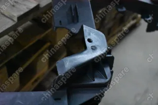 Рамка радиатора Geely Atlas (уценка)