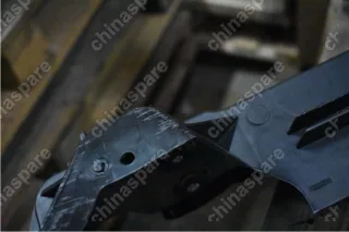 Рамка радиатора Geely Atlas (уценка)