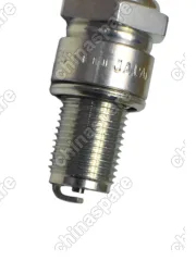 Свеча зажигания для снегоходов, мотоциклов, лодочных моторов, садовой техники (Arctic Cat Honda Kawasaki Polaris Ski-Doo Vespa Yamaha Патрул NGK BR9ES