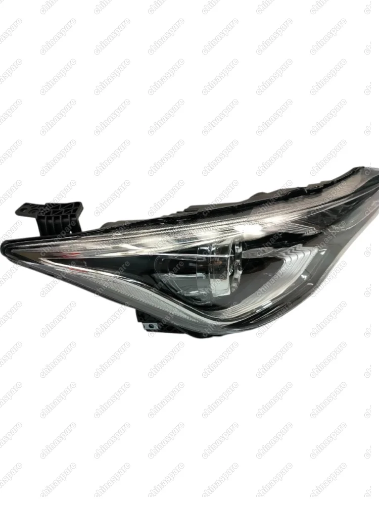 Фара головного света правая Changan Alsvin