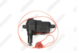 4L0862153D Замок крышки лючка бензобака Audi