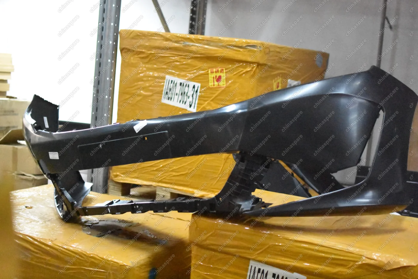 Бампер передний KAIYI E5 (уценка)