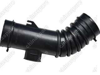 1788115200 Патрубок воздушный Toyota Corolla / Spacio / Carib AE10 AE11 4AFE 5AFE 7AFE