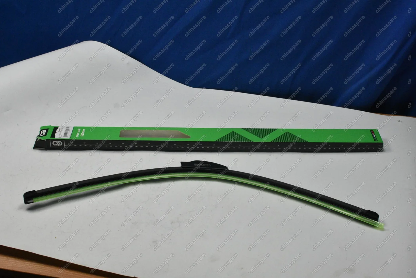 Щетка стеклоочистителя бескаркасная 650 мм Pilenga