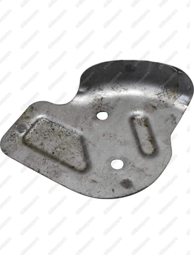 Правый нижний тепловой экран выпускного коллектора Luxgen 7