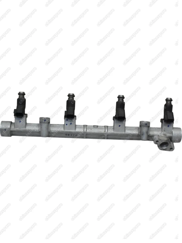 Рампа топливная с 4шт форсунками Luxgen 7