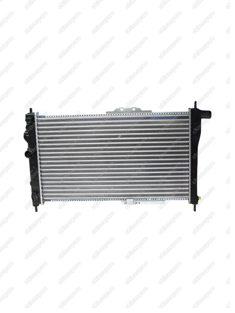 Радиатор охлаждения для Дэу Нексия 100 1995-2008, Daewoo Nexia N100 (уценка)