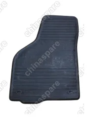 Коврик передний правый Skoda Octavia A5 резина