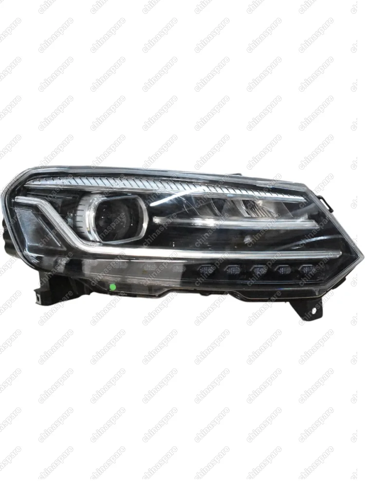 Фара правая галогеновая (с ходовым огнем) Zotye T600 Coupa (уценка)