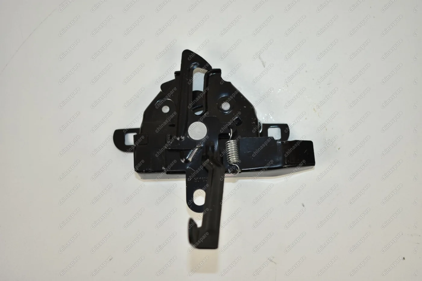 Замок капота Brilliance M2