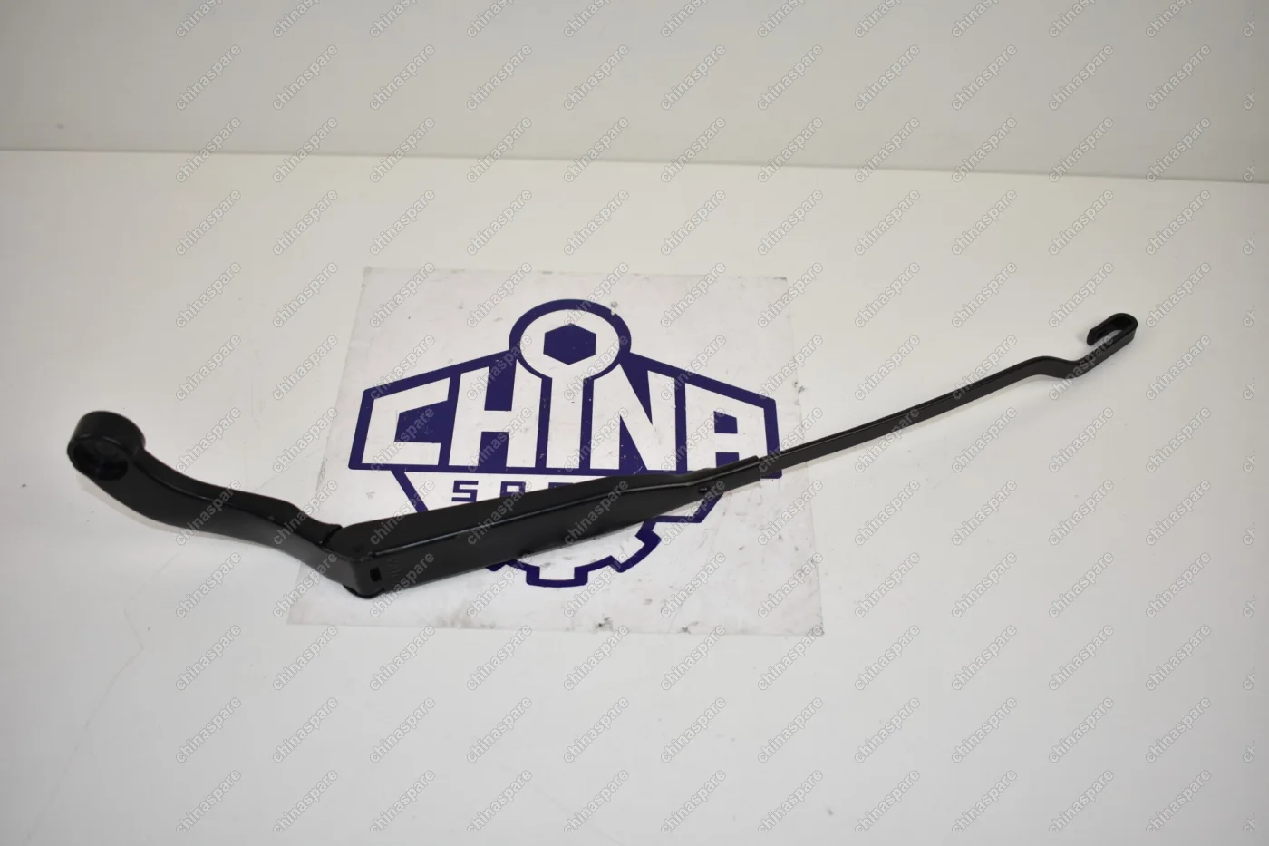 Рычаг стеклоочистителя левый Brilliance M1, M2