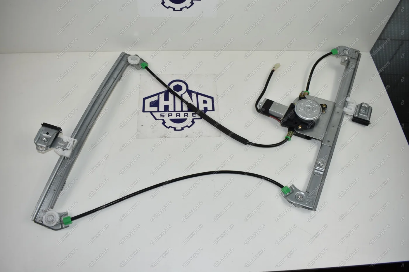 Стеклоподъёмник электрический передний правый в сборе Brilliance M2