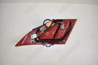 Фонарь задний правый (на крышке багажника) Brilliance M2