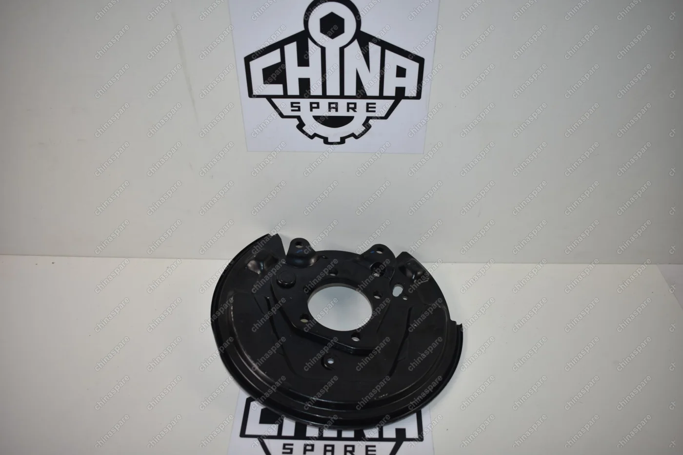 Левый задний тормозной щит в сборе BYD F3, F3-R