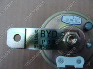 F33721020 Звуковой сигнал низкой частоты с кронштейном в сборе BYD F3